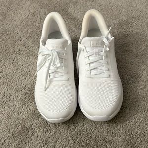 Brand new Kizik size 9W